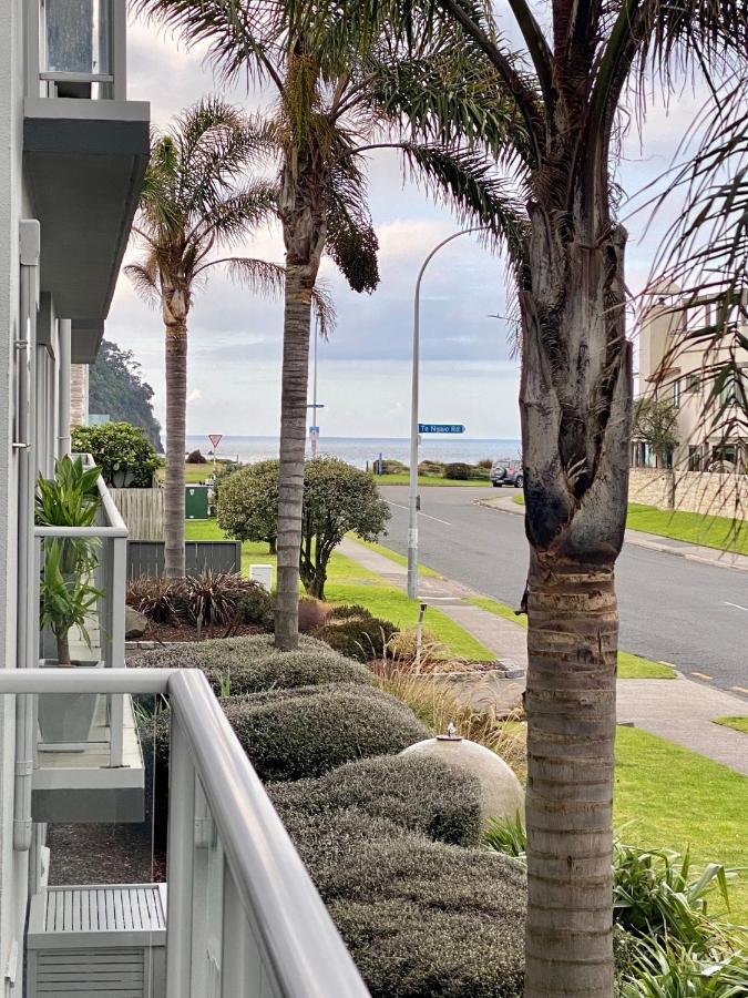 Modern Beach Apartment With Pool & Location Mount Maunganui Exterior photo