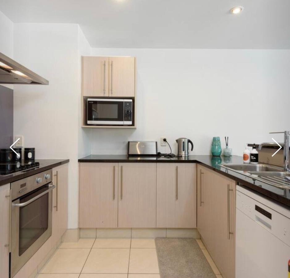 Modern Beach Apartment With Pool & Location Mount Maunganui Exterior photo